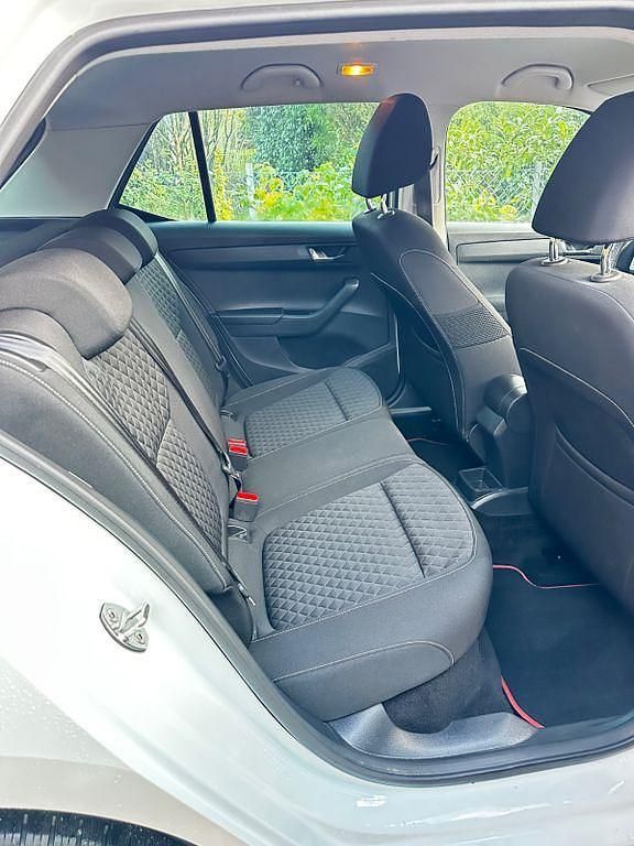 Gebraucht Skoda Fabia Drive 110 PS (80 kW) 2017 Weiß Limousine