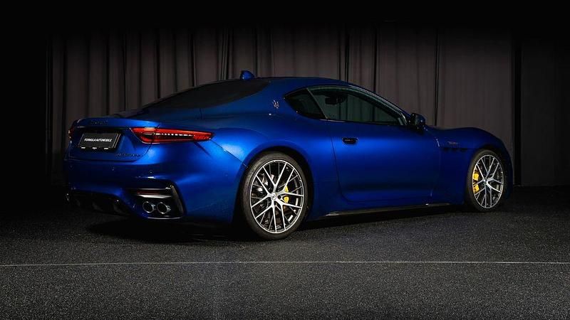 Gebraucht Maserati Granturismo 549 PS (403 kW) 2023 Coupé