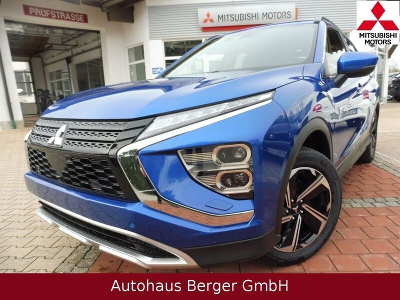 Blau Gebraucht 2024 Mitsubishi Eclipse Cross Plus SUV | 28.980 € - Bild 1/4