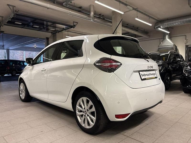 Gebraucht Renault Zoe Experience 50 kW (69 PS) 2021 Weiß Kleinwagen