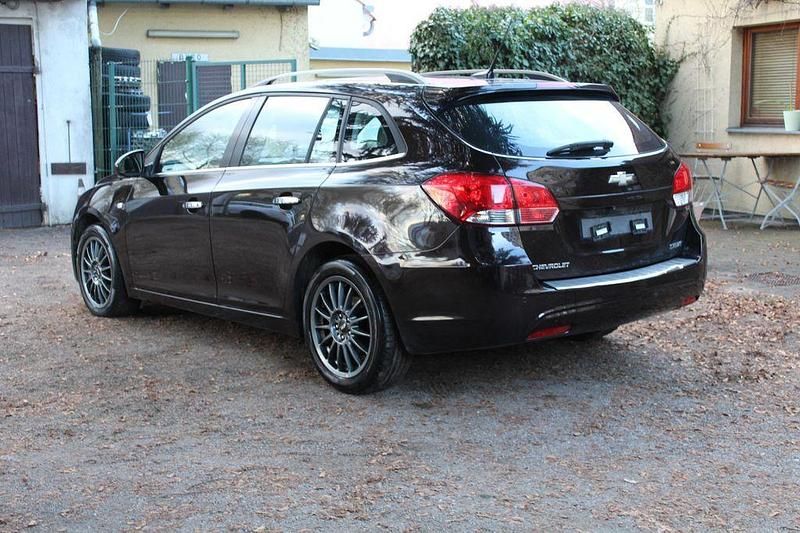 Gebraucht Chevrolet Cruze LTZ 141 PS (103 kW) 2013 Braun Kombi