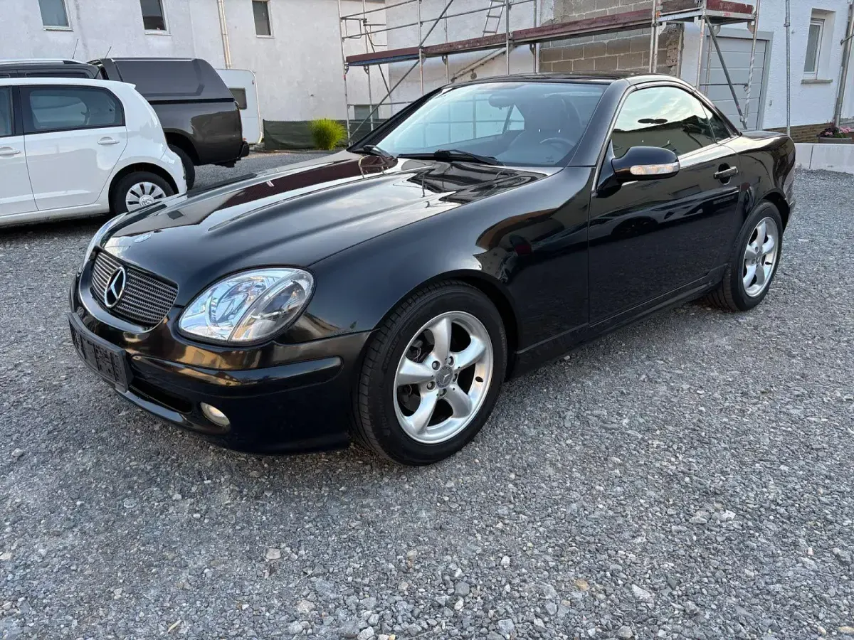 Gebraucht Mercedes SLK200 163 PS (119 kW) 2002 Schwarz Cabrio