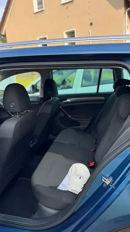 Gebraucht VW Golf VII Trendline 105 PS (77 kW) 2013 Blau Kombi