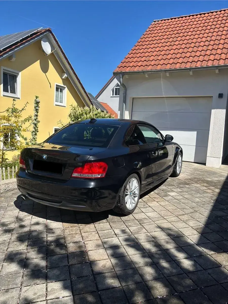 Gebraucht BMW 120 Coupé M Sport 177 PS (130 kW) 2012 Schwarz Coupé
