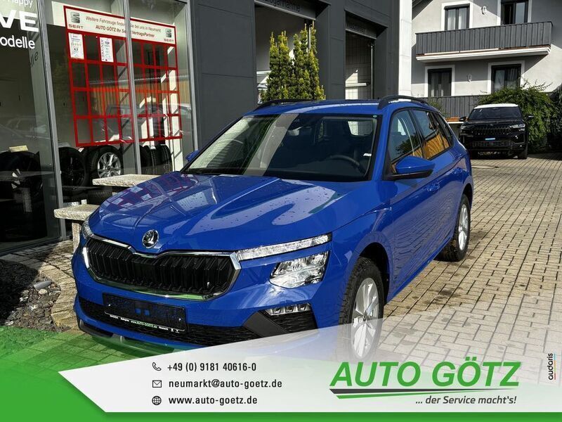 Blau Gebraucht 2024 Skoda Kamiq Selection SUV | 20.890 € (Guter Preis) - Bild 1/4