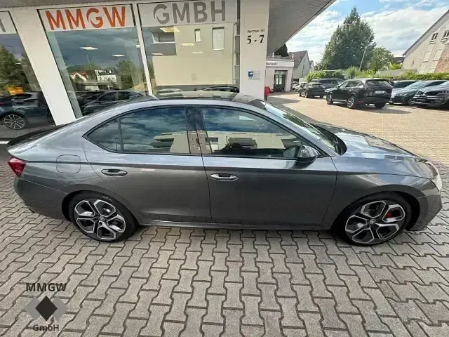 Gebraucht Skoda Octavia RS 245 PS (180 kW) 2023 Grau Limousine