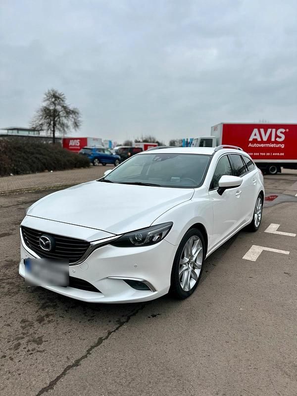 Weiß Gebraucht 2016 Mazda 6 Inclusive Kombi | 13.500 € (Etwas zu teuer) - Bild 1/4