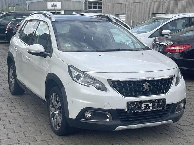 Weiß Gebraucht 2018 Peugeot 2008 Allure SUV | 13.900 € (Etwas zu teuer) - Bild 1/4