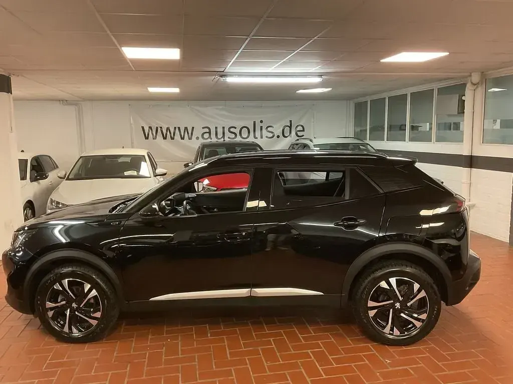 Gebraucht Peugeot 2008 GT 110 PS (80 kW) 2022 Perla nera (metallic) SUV