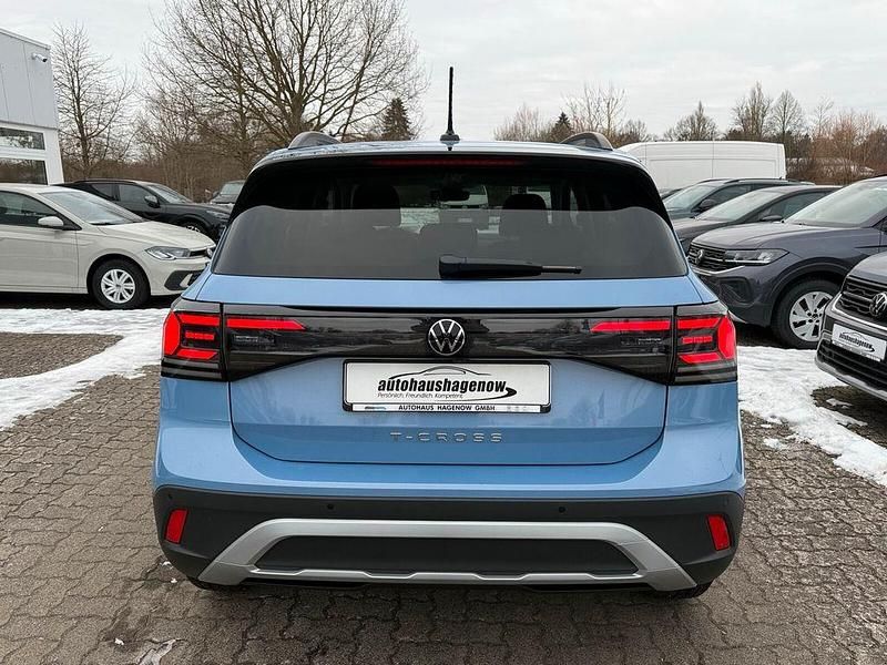 Neu VW T-Cross Life 116 PS (85 kW) 2026 Blau SUV