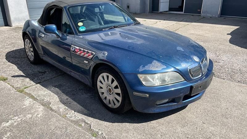 Gebraucht BMW Z3 115 PS (84 kW) 2001 Blau Cabrio