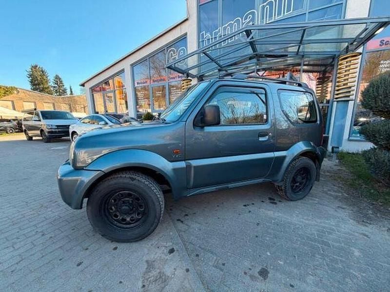 Usado Suzuki Jimny 86 HP (63 kW) 2005 Cinzento SUV