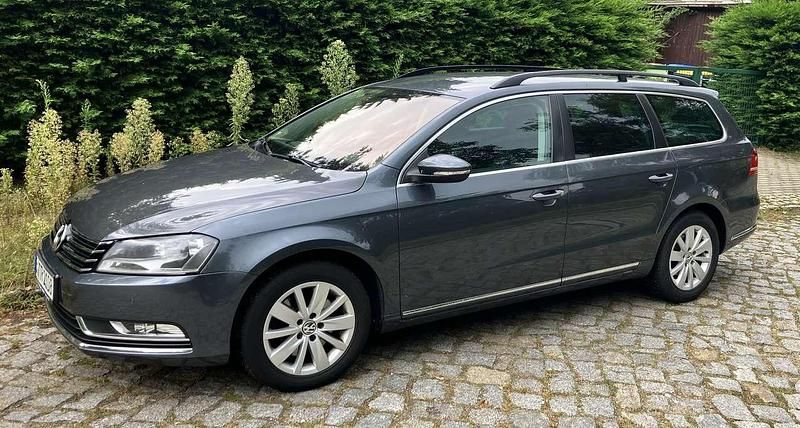 Gebraucht VW Passat Comfortline 150 PS (110 kW) 2013 Grau Kombi