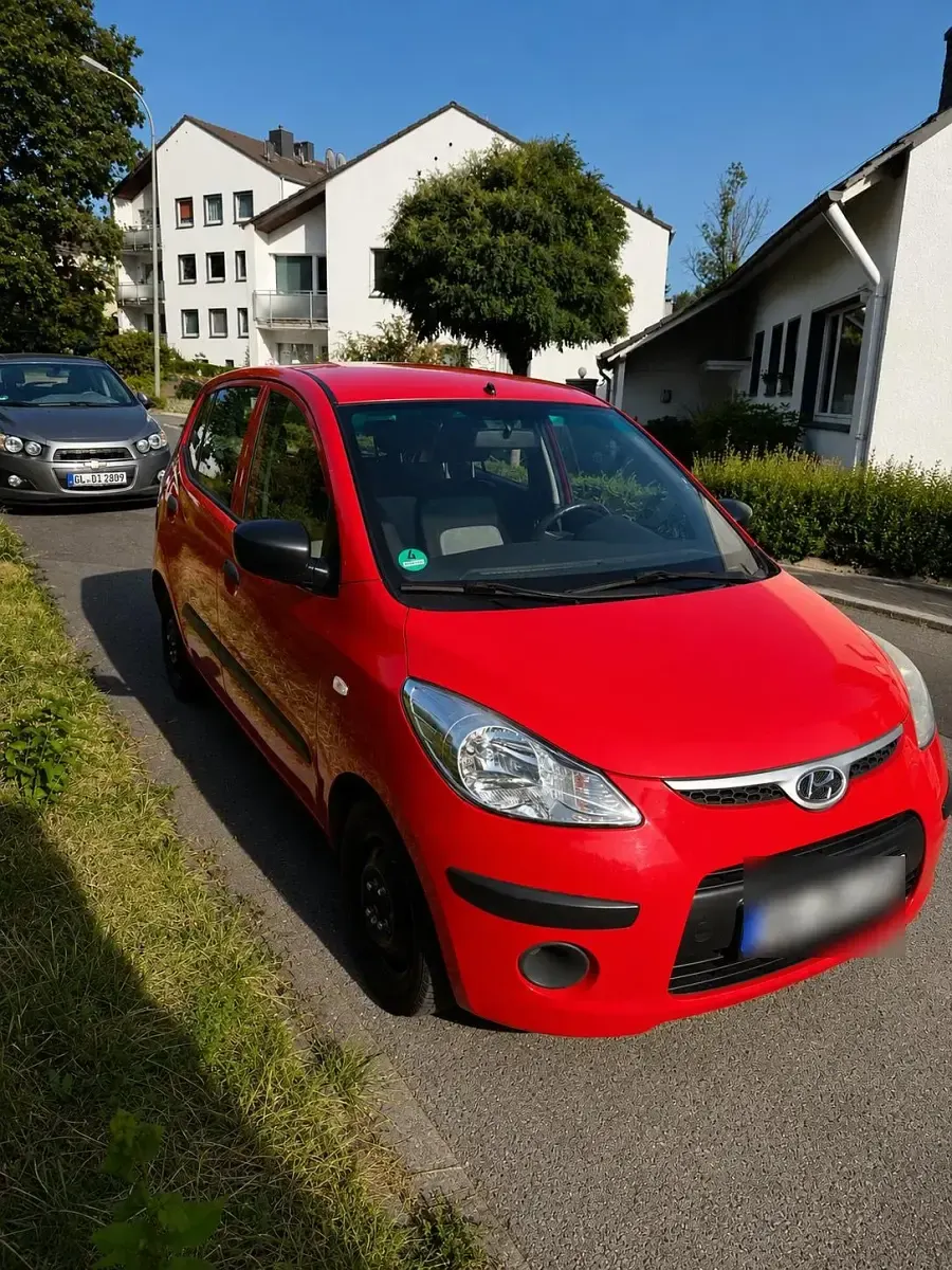 Gebraucht Hyundai i10 67 PS (49 kW) 2009 Rot Kleinwagen