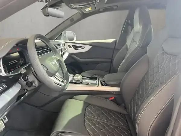 Neu Audi Q8 Ambiente 489 PS (359 kW) 2026 Mythosschwarz metallic SUV