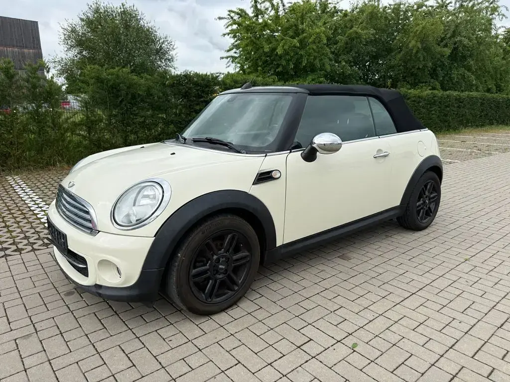 Gebraucht Mini Cooper D Cabriolet 111 PS (81 kW) 2013 Weiß Cabrio