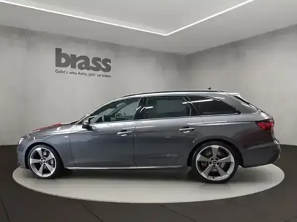 Gebraucht Audi A4 Ambiente 265 PS (194 kW) 2024 Daytonagrau perleffekt Kombi