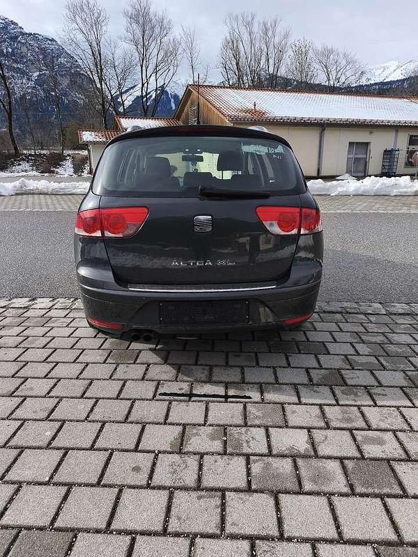 Gebraucht Seat Altea XL Reference 125 PS (91 kW) 2010 Schwarz Van / Kleinbus