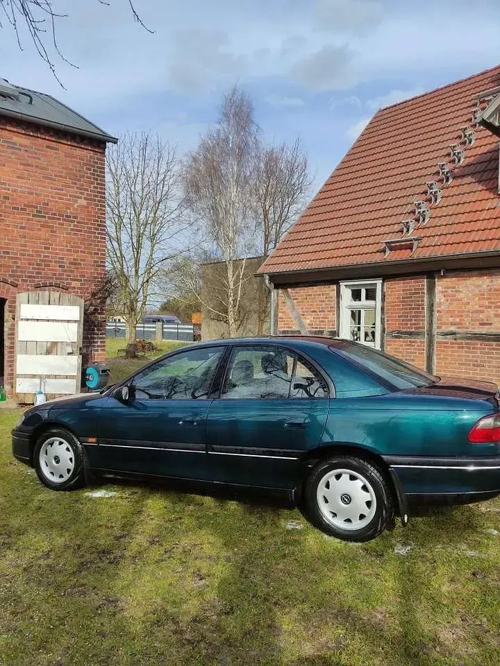 Gebraucht Opel Omega 116 PS (85 kW) 1994 Limousine