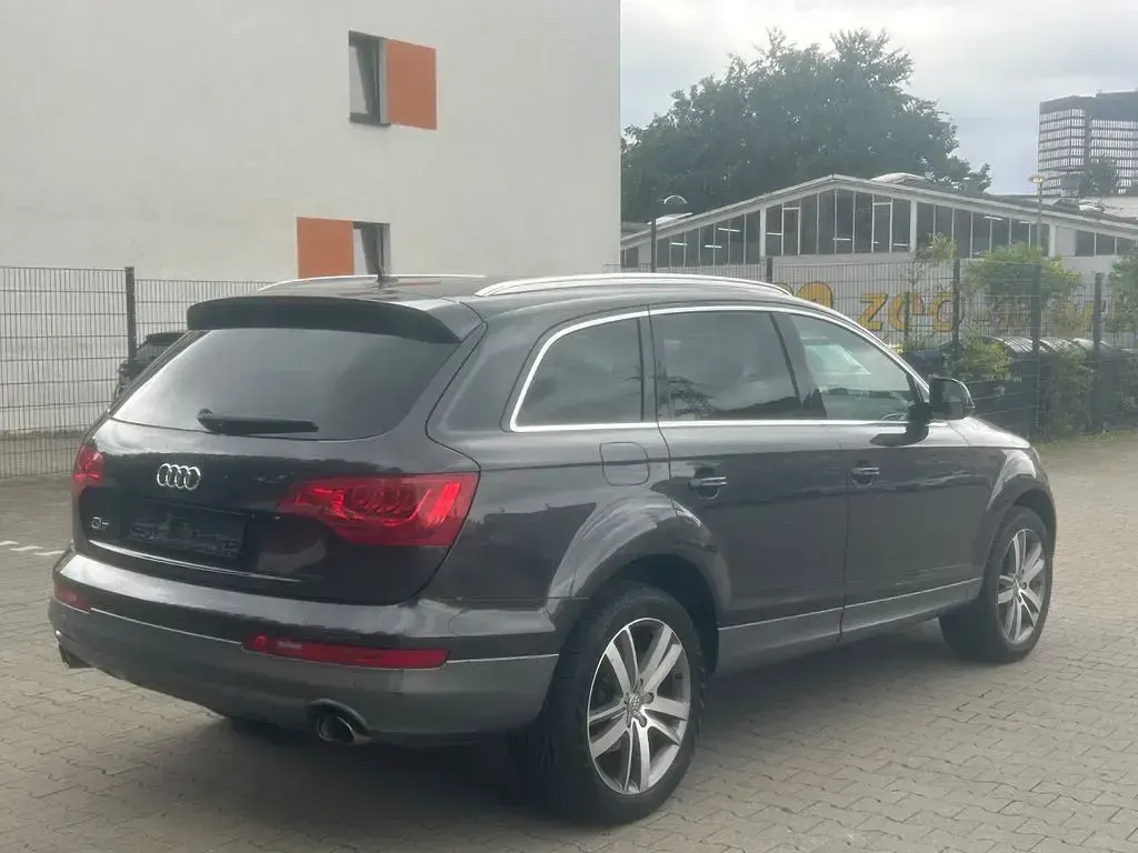 Gebraucht Audi Q7 245 PS (180 kW) 2013 Grau SUV