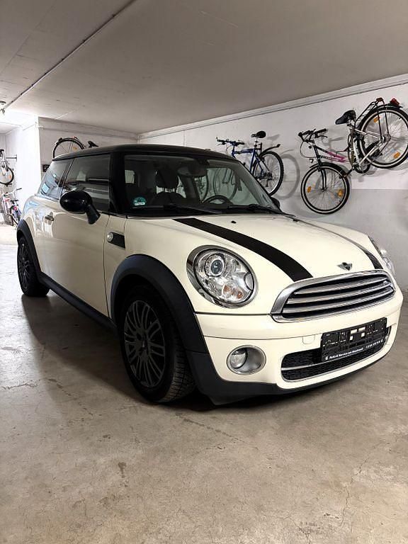 Gebraucht Mini Cooper D 109 PS (80 kW) 2009 Weiß Kleinwagen