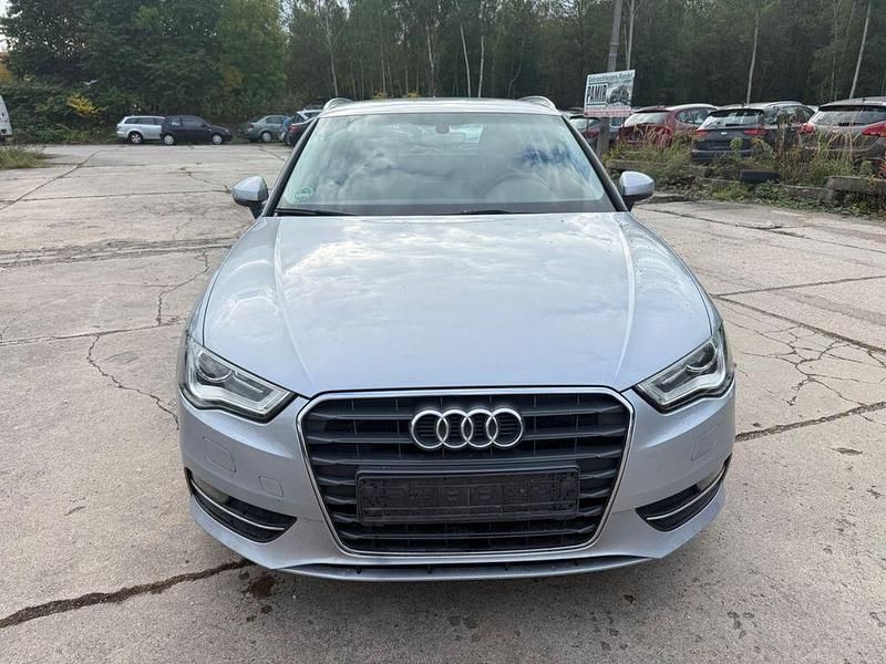 Gebraucht Audi A3 Ambiente 150 PS (110 kW) 2016 Silber Limousine