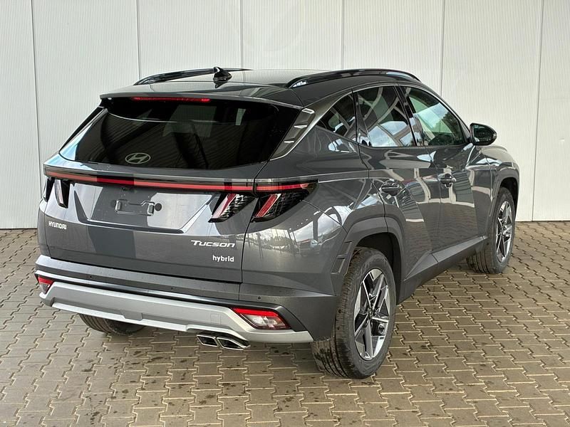 Neu Hyundai Tucson 215 PS (158 kW) 2025 Ecotronic gray SUV