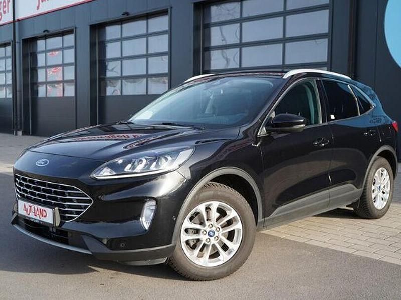 Gebraucht Ford Kuga Titanium 150 PS (110 kW) 2020 Schwarz SUV