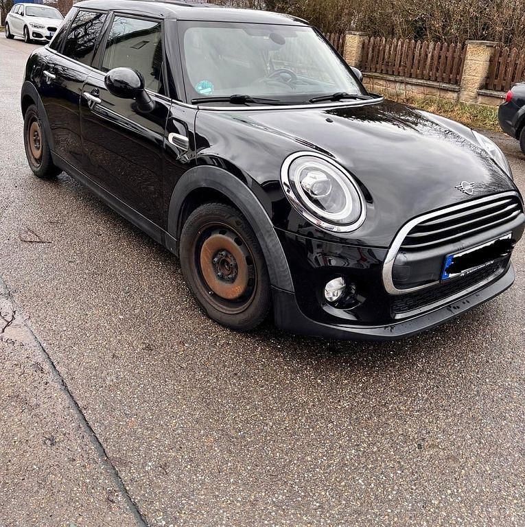 Gebraucht Mini ONE 102 PS (75 kW) 2019 Schwarz Kleinwagen