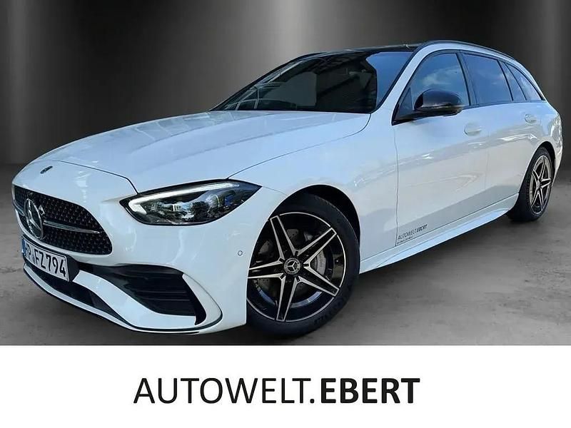 Polarweiß Gebraucht 2024 Mercedes C300 AMG Kombi | 54.990 € - Bild 1/4