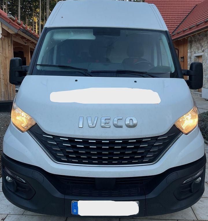 Gebraucht Iveco Daily 156 PS (114 kW) 2020 Weiß