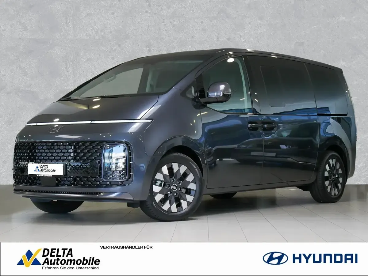 Gebraucht Hyundai Staria Signature 177 PS (130 kW) 2024 Van / Kleinbus