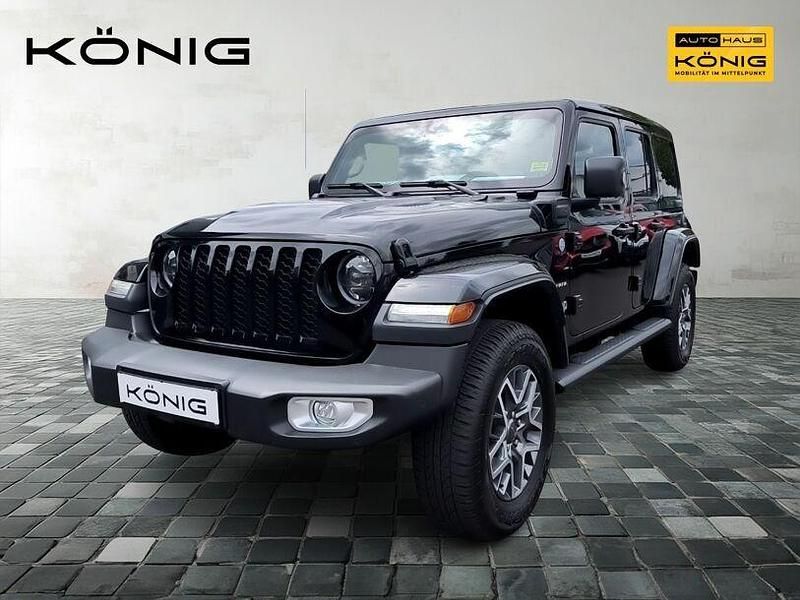 Schwarz Gebraucht 2023 Jeep Wrangler Sahara SUV | 67.888 € (Etwas zu teuer) - Bild 1/4