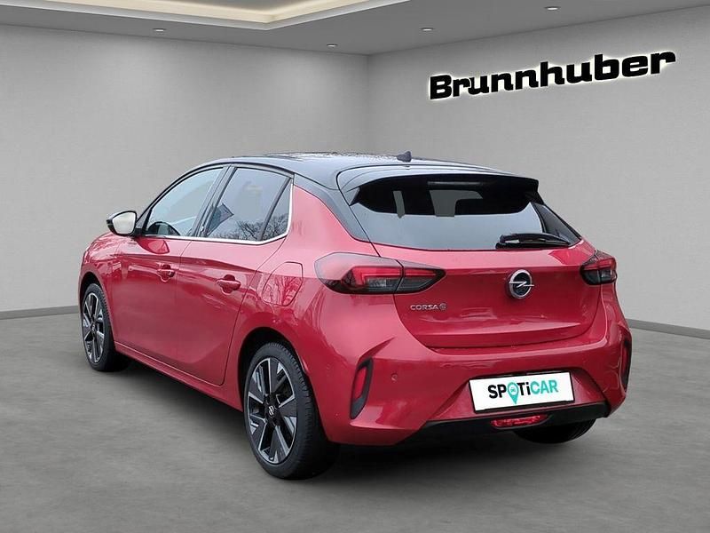 Gebraucht Opel Corsa-e Ultimate 100 kW (136 PS) 2022 Rot Kleinwagen