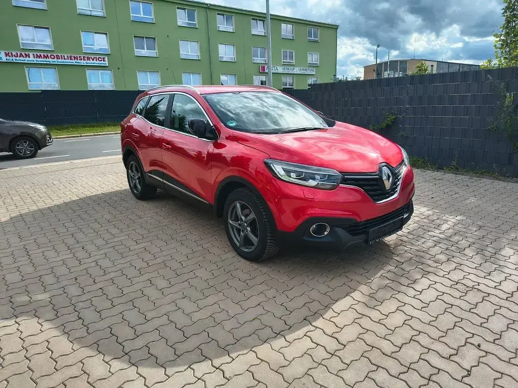 Gebraucht Renault Kadjar Crossborder 131 PS (96 kW) 2017 Rot SUV