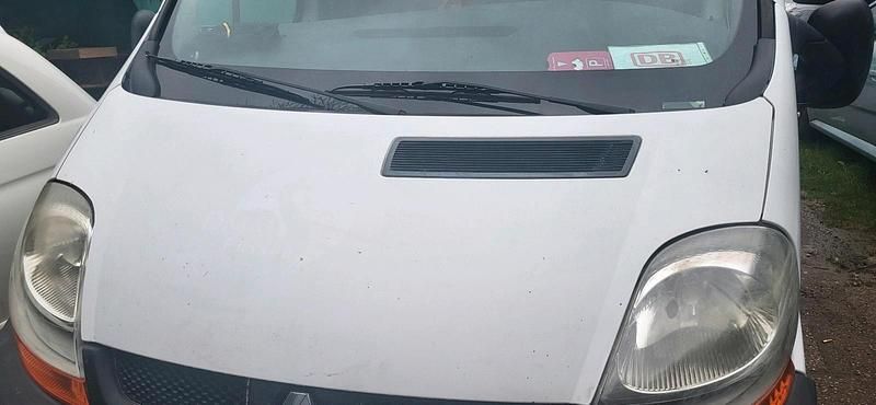 Gebraucht Renault Trafic 90 PS (66 kW) 2023 Weiß Van / Kleinbus