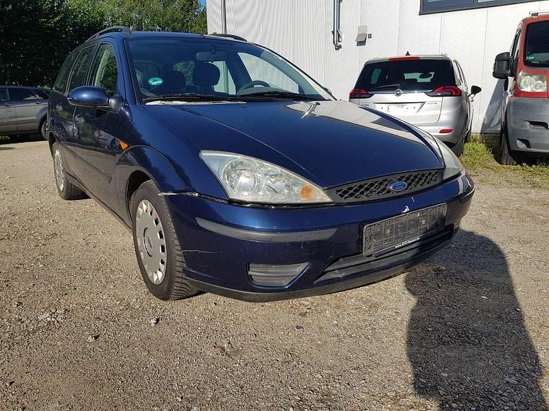 Blau Gebraucht 2004 Ford Focus Kombi | 300 € (Superpreis) - Bild 1/4