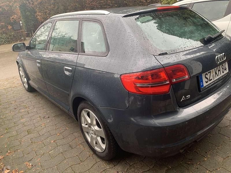 Gebraucht Audi A3 S-Line 125 PS (91 kW) 2010 Grau Kleinwagen