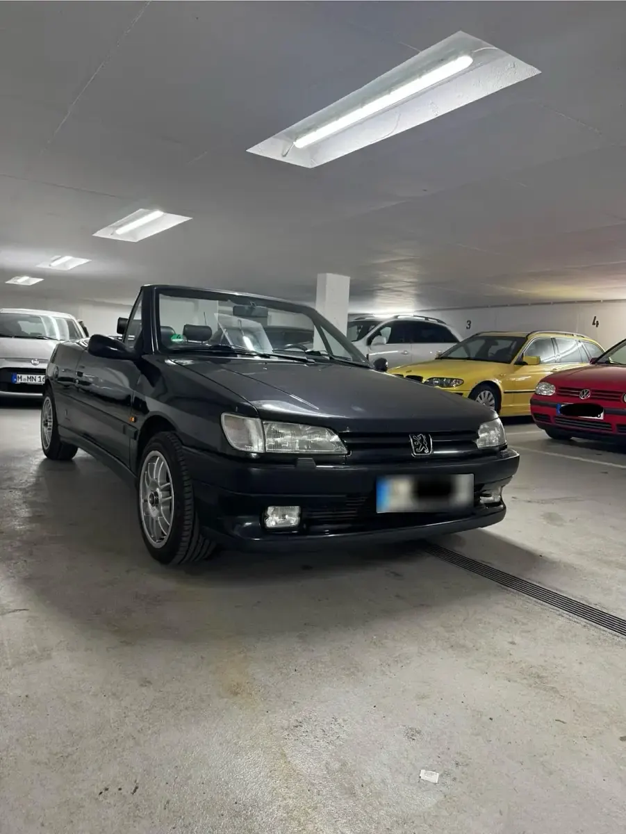 Gebraucht Peugeot 306 Cabriolet 121 PS (88 kW) 1995 Schwarz Cabrio