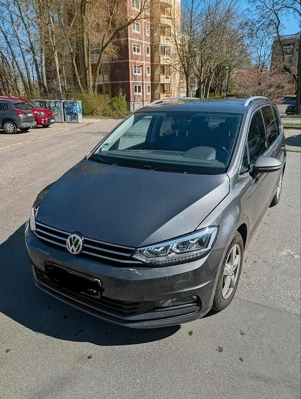 Gebraucht VW Touran 150 PS (110 kW) 2017 Grau Van / Kleinbus