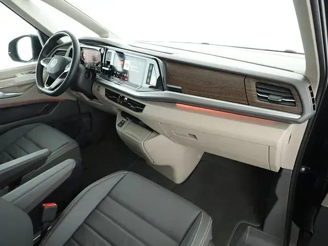 Gebraucht VW Multivan Style 150 PS (110 kW) 2025 Schwarz Van / Kleinbus