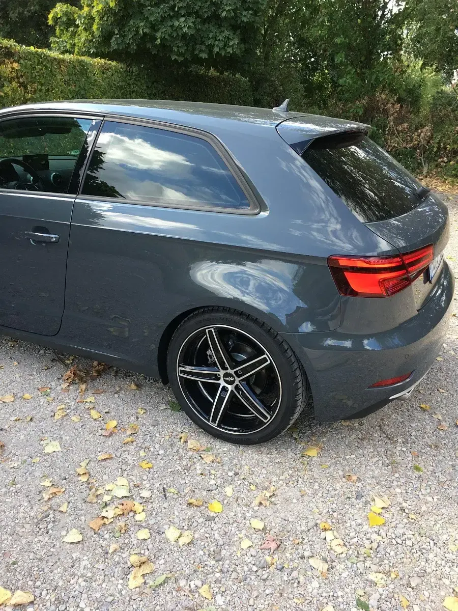 Gebraucht Audi A3 108 PS (79 kW) 2016 Grau Limousine