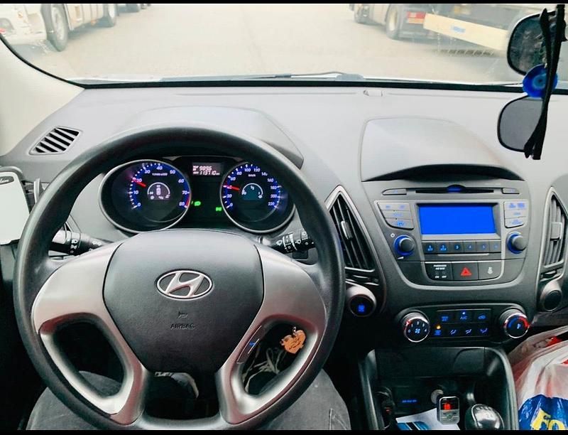 Gebraucht Hyundai ix35 Classic 135 PS (99 kW) 2013 Silber SUV