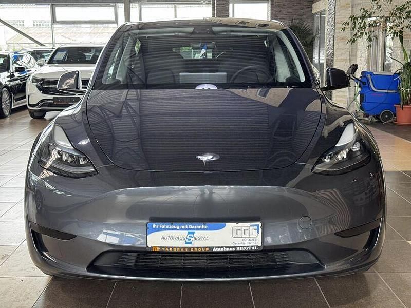 Gebraucht Tesla Model Y 255 kW (347 PS) 2023 Grau grau SUV
