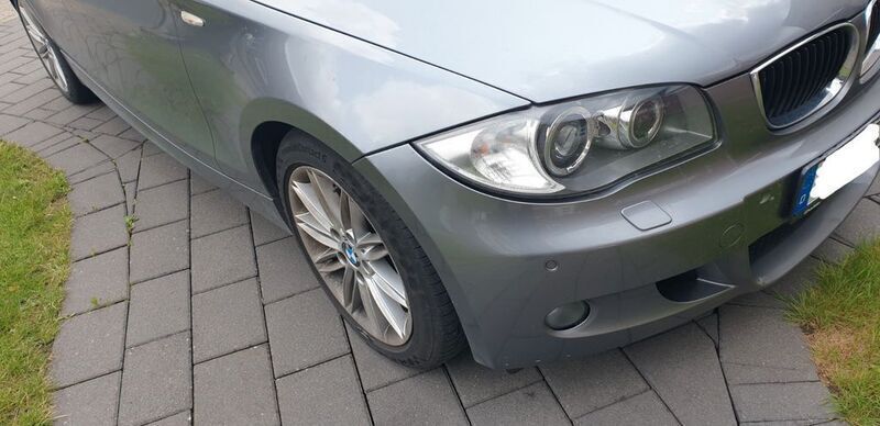 Grau Gebraucht 2010 BMW 116 Sport Line Kleinwagen | 6.000 € (Etwas zu teuer) - Bild 1/4