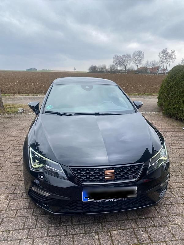 Schwarz Gebraucht 2019 Cupra Leon Limousine | 20.500 € (Guter Preis) - Bild 1/4
