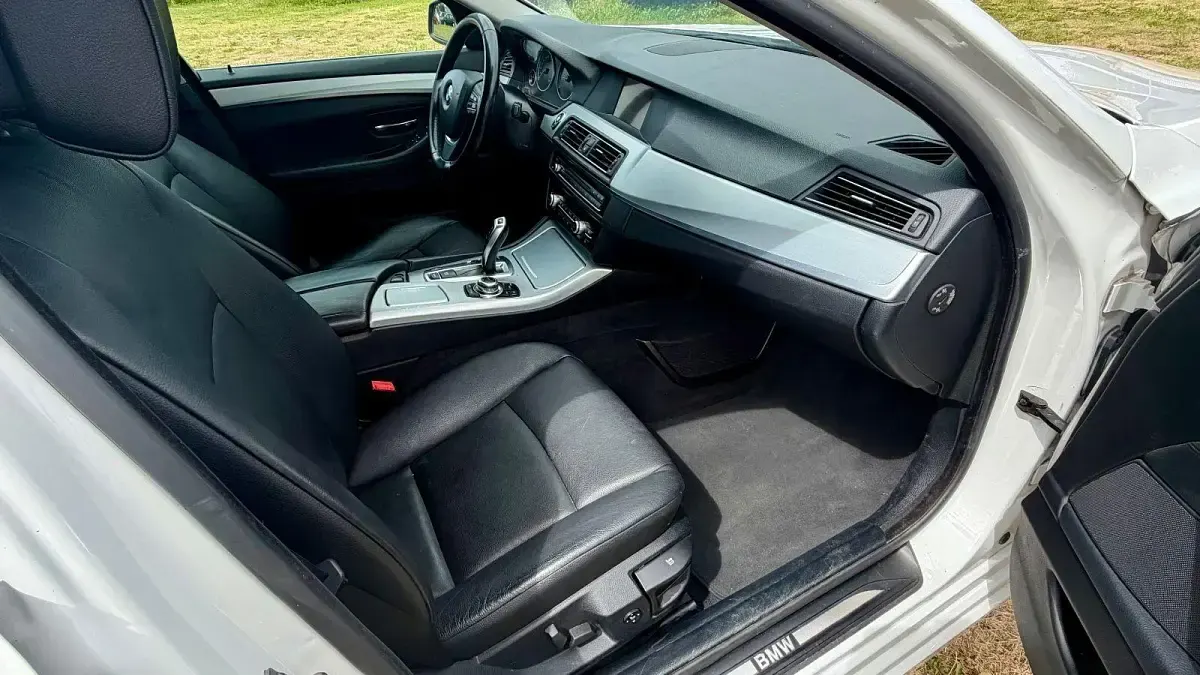 Gebraucht BMW 520 Comfort Edition 184 PS (135 kW) 2013 Weiß Kombi