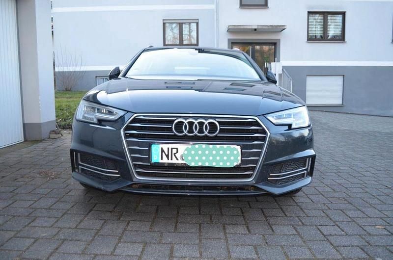 Gebraucht Audi A4 Design 150 PS (110 kW) 2019 Grau Kombi