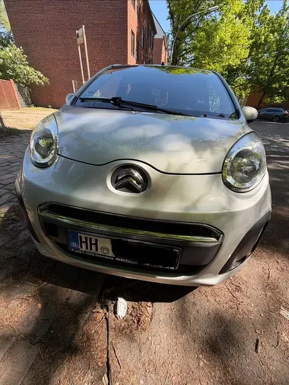 Gebraucht Citroën C1 Style 68 PS (50 kW) 2012 Silber Kleinwagen