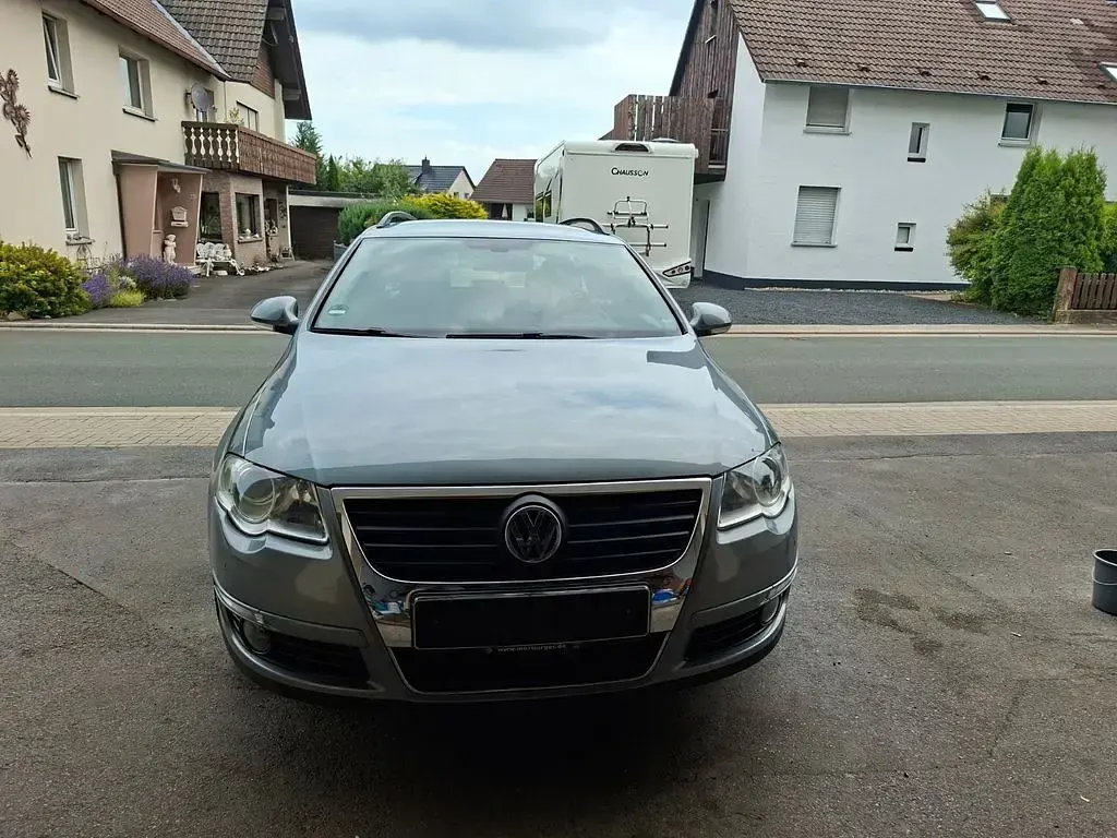Gebraucht VW Passat Comfortline 122 PS (89 kW) 2009 Grau Kombi